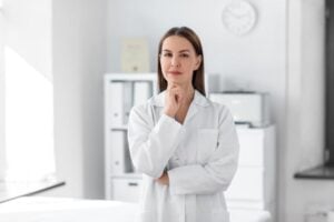 Esthetician vs aesthetician differences