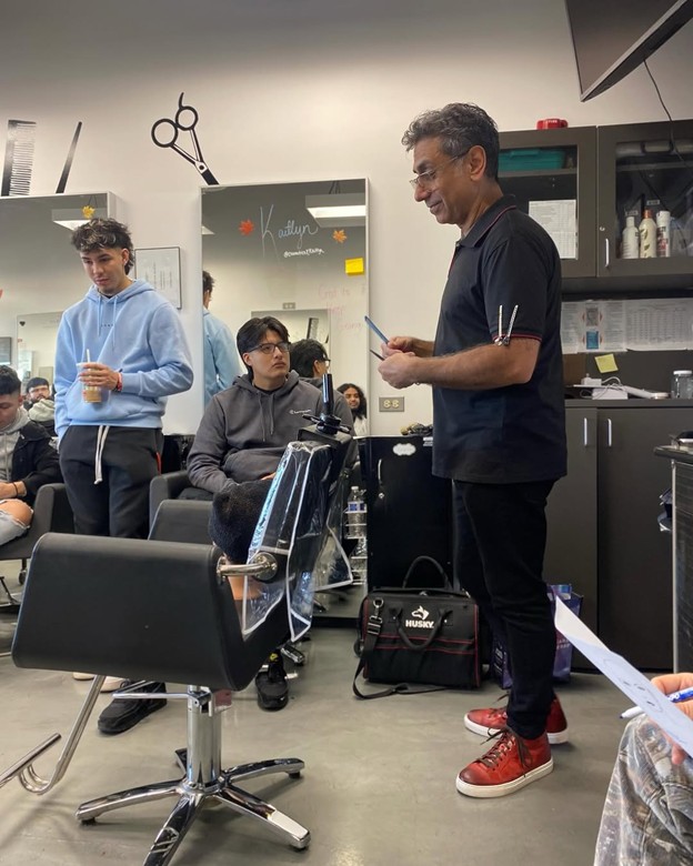 Hair styling school in Illinois, hair cutting classes at CSA