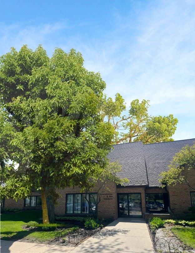 Oil Slick Hair Color for Brunettes: Full Hair Styling Guide 4 Cosmetology Spa & Academy, one of the best cosmetology schools in Illinois