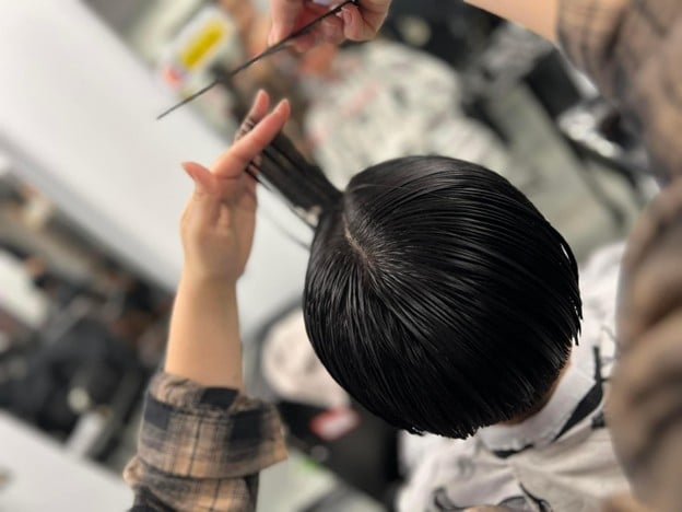 hair cutting classes at Cosmetology Spa & Academy, one of the best cosmetology schools in Illinois